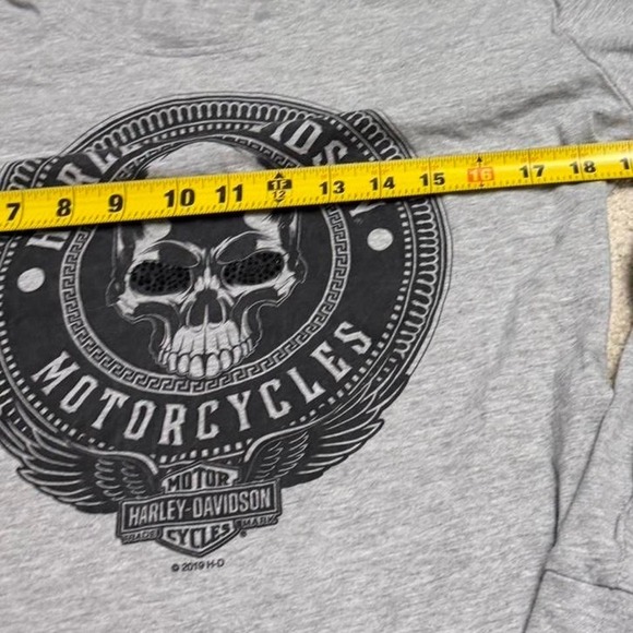 Harley-Davidson Skull Studded Long Sleeve Top XL Gray Thumb Hole Sleeves - Picture 6 of 8